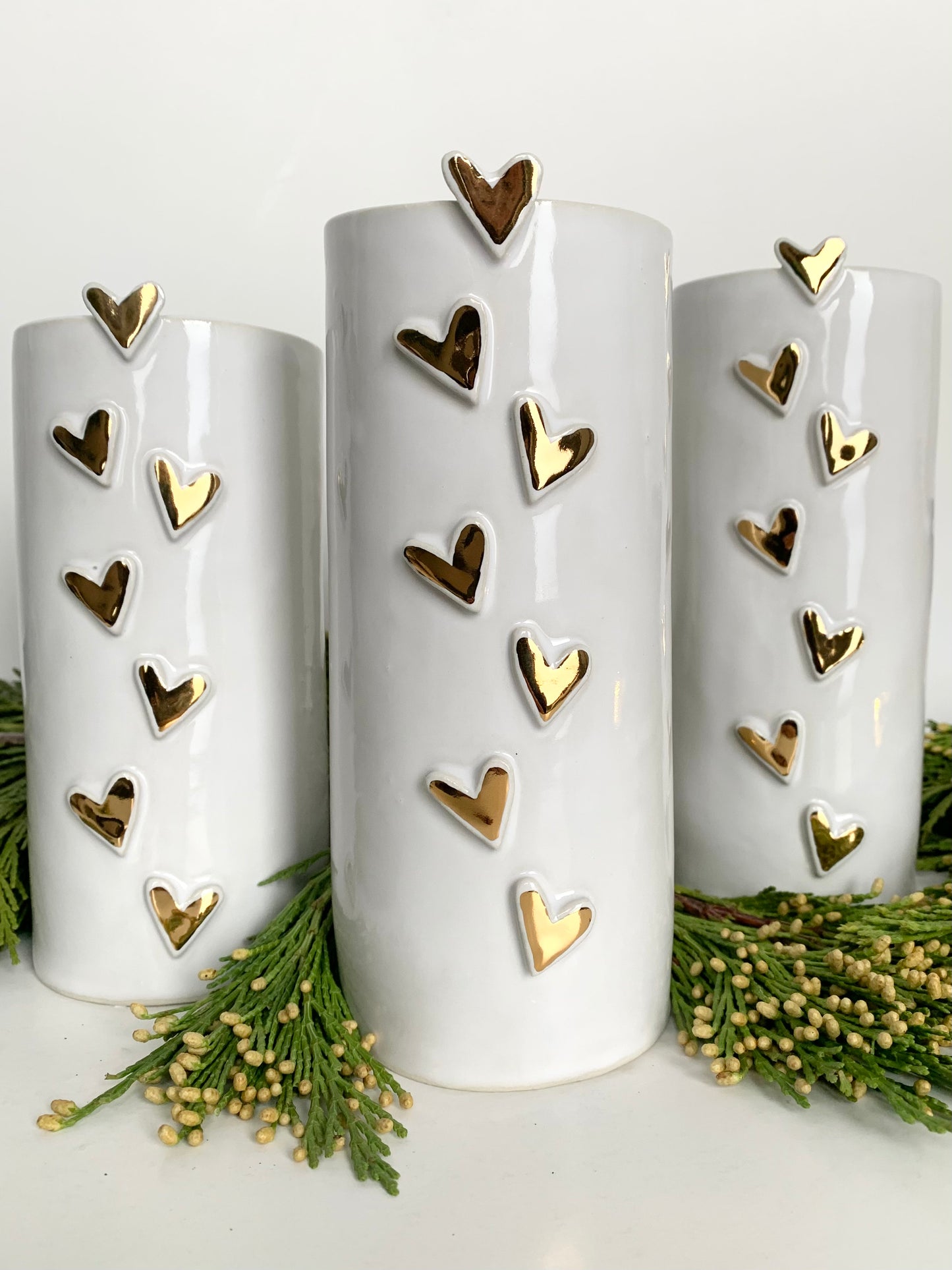golden love notes vase